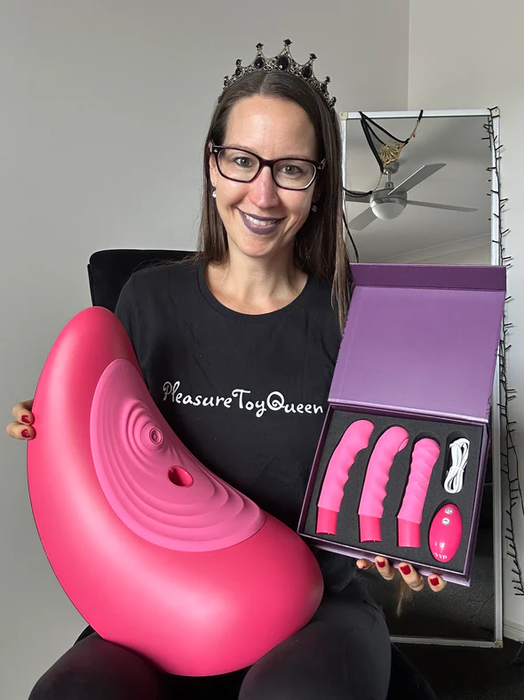 @pleasuretoyqueen